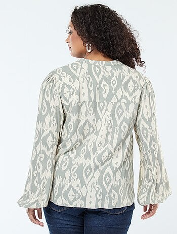 Blusa fluida con collo alla coreana e motivo all over