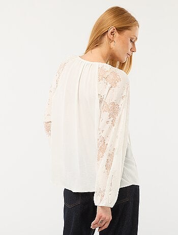 Blusa fluida con maniche in pizzo trasparente