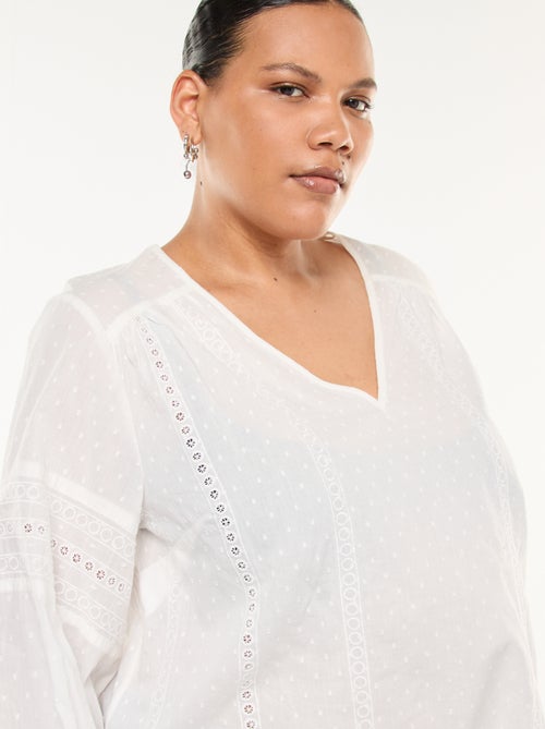 Blusa fluida tinta unita in plumetis e ricami traforati - Kiabi