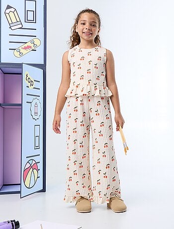 Blusa goffrata senza maniche