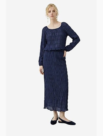 Blusa in cotone testurizzato e set con gonna maxi lucci