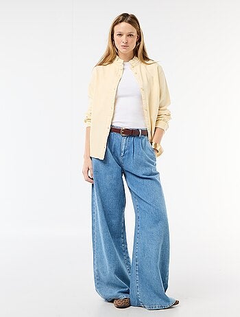 Blusa in denim con colletto a volant