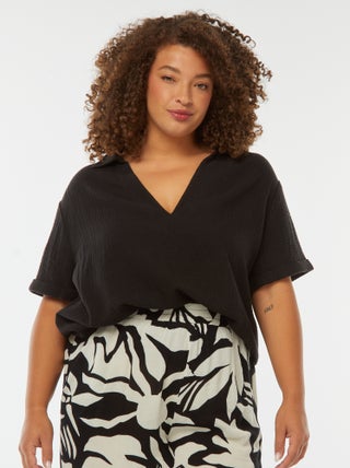 Blusa in garza di cotone con collo polo