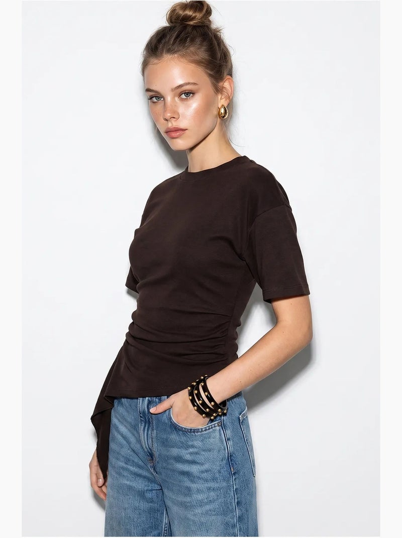 Blusa in jersey aderente con dettaglio drappeggiato lucci Marrone cioccolato - Kiabi