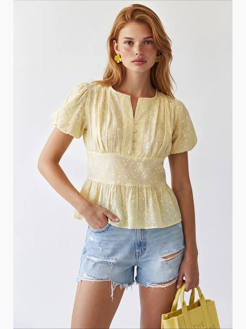 Blusa in tessuto con scollo a v ricamata mixray - Kiabi Blusa in tessuto con scollo a v ricamata mixray - Kiabi