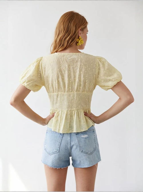 Blusa in tessuto con scollo a v ricamata mixray - Kiabi Blusa in tessuto con scollo a v ricamata mixray - Kiabi
