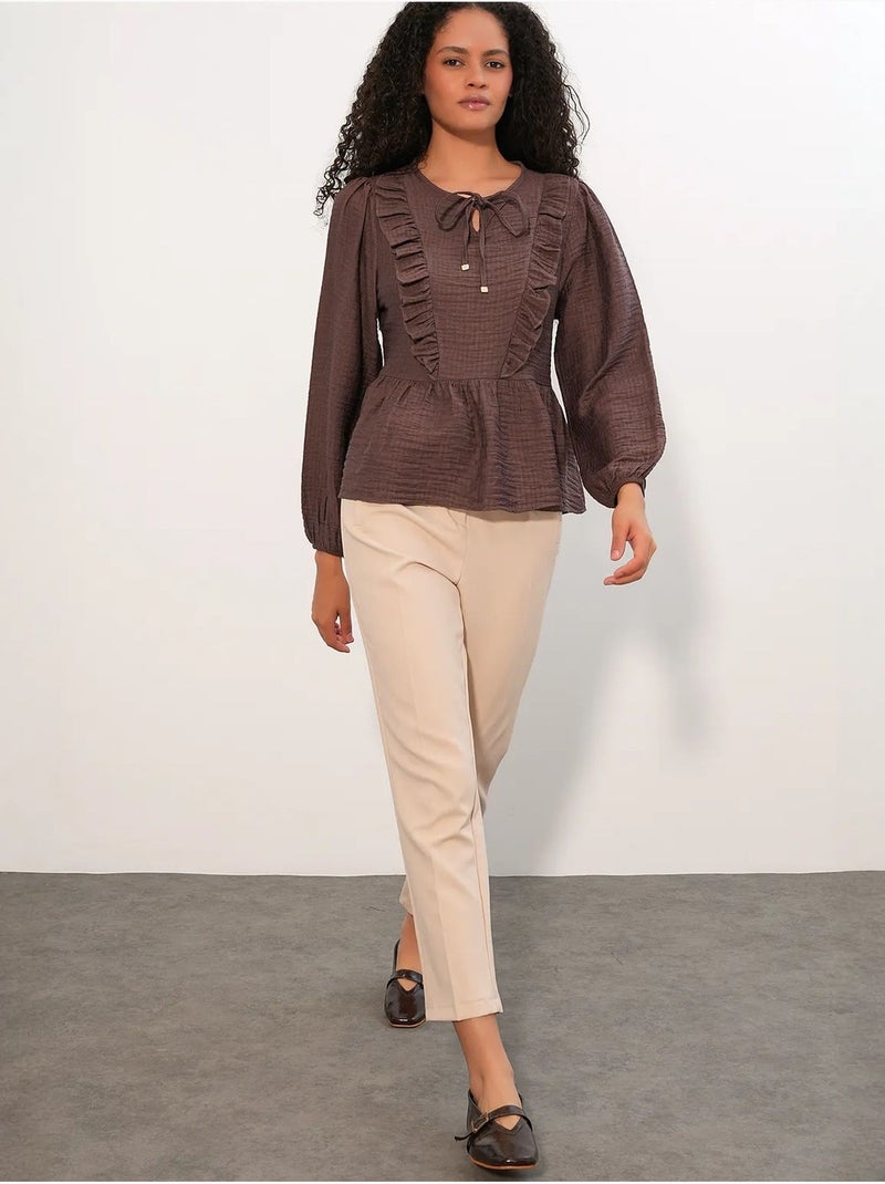 Blusa in tessuto con volant e chiusura con laccetti bdart Marrone cioccolato - Kiabi