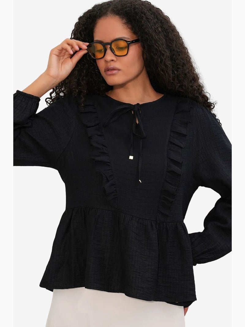 Blusa in tessuto con volant e chiusura con laccetti bdart Nero - Kiabi