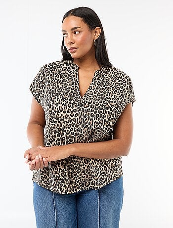 Blusa leggera a maniche corte