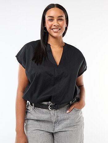 Blusa leggera a maniche corte