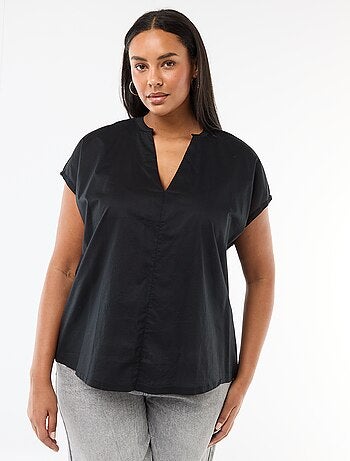 Blusa leggera a maniche corte