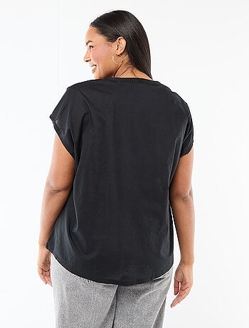Blusa leggera a maniche corte