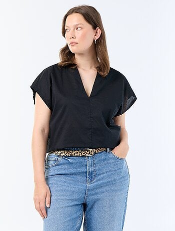 Blusa leggera a maniche corte