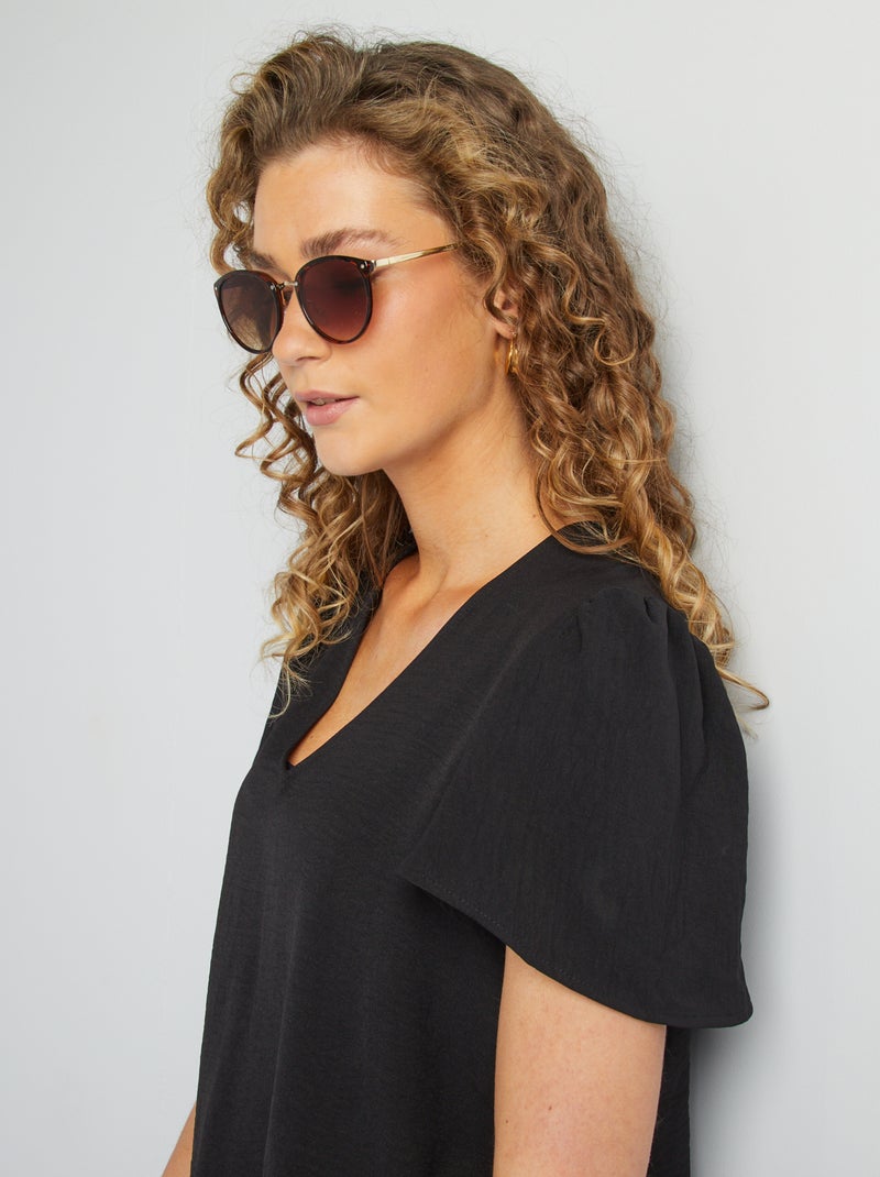 Blusa leggera con volant nero - Kiabi