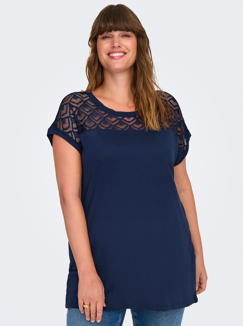 Blusa morbida con dettagli traforati 'Only Carmakoma' Blu - Kiabi