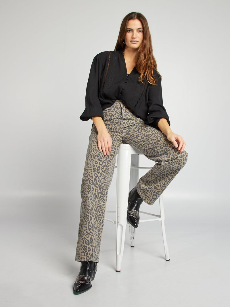 Blusa morbida con ricamo volant e maglia traforata nero - Kiabi