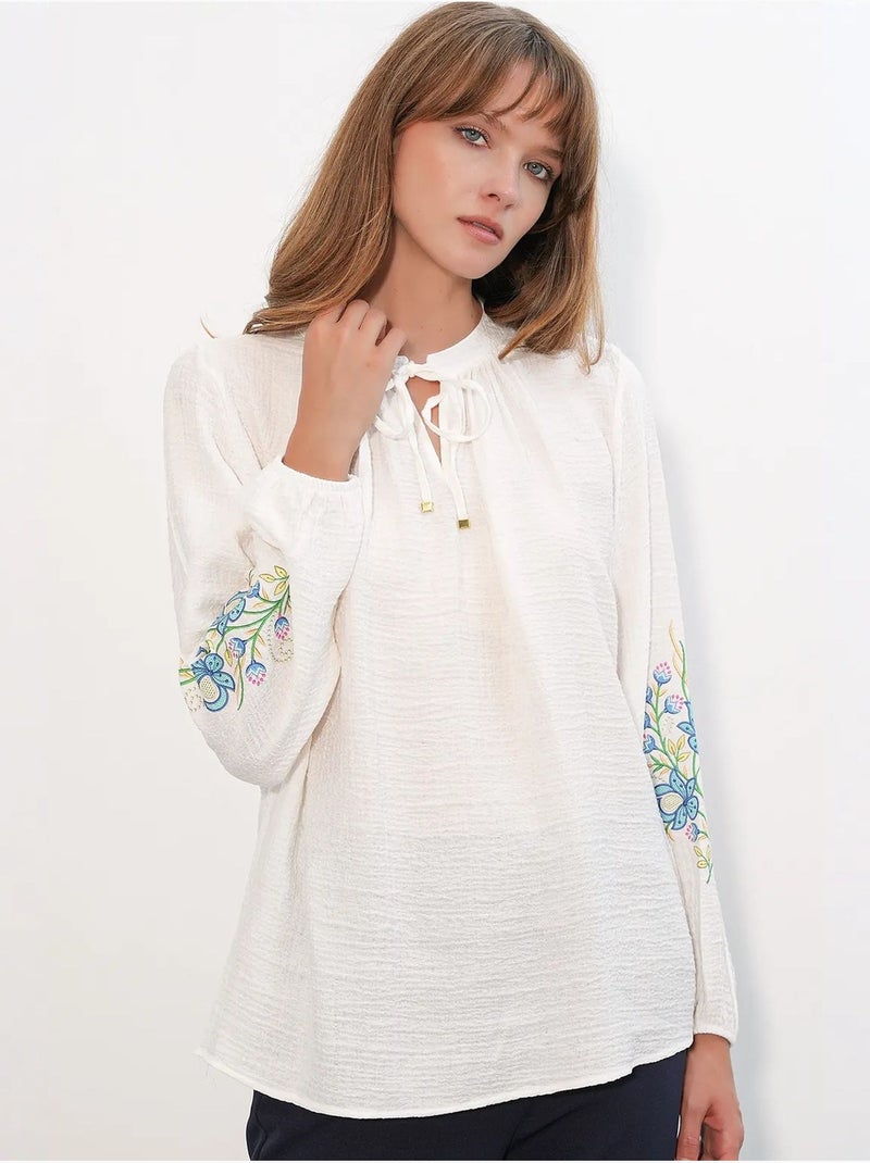 Blusa oversize in crêpe ricamato bdart Bianco sporco - Kiabi