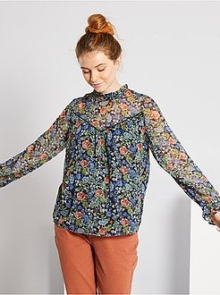 Blusa plumetis collo vittoriano - Kiabi