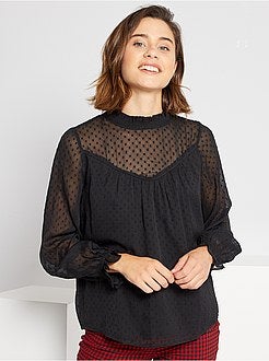 Blusa plumetis collo vittoriano - Kiabi