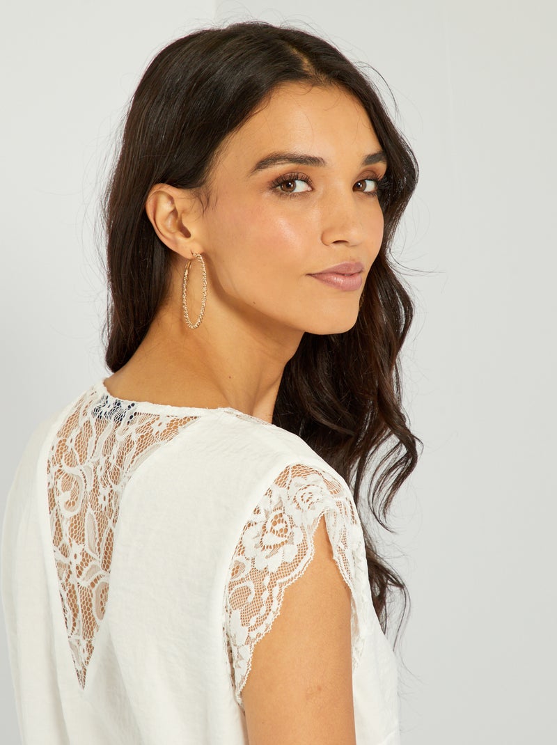 Blusa satinata con pizzo Bianco - Kiabi