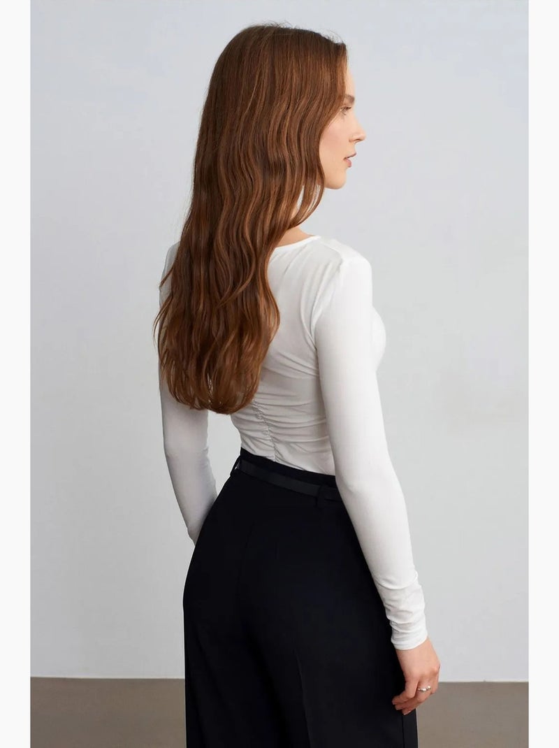 Blusa slim fit con scollo a barca e maniche lunghe dilvin Ecru - Kiabi