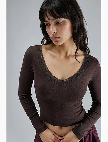 T-shirt aderente scollo a v dettagli in pizzo manica lunga busem