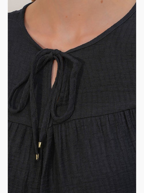 Blusa testurizzata nodo davanti bdart - Kiabi Blusa testurizzata nodo davanti bdart - Kiabi