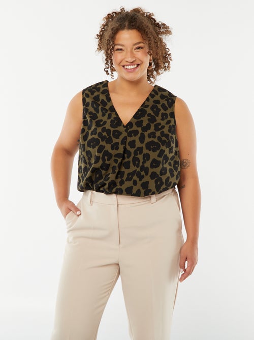 Blusa tinta unita con cucitura fantasia sul collo - Kiabi