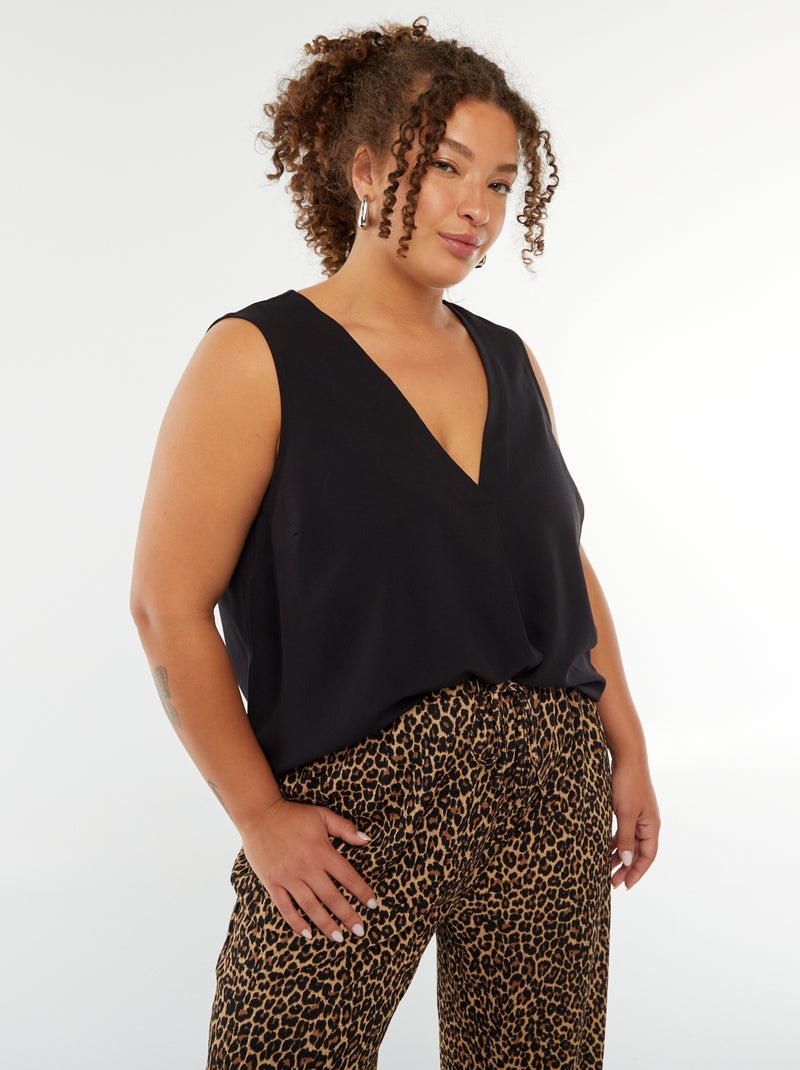 Blusa tinta unita con cucitura fantasia sul collo nero - Kiabi