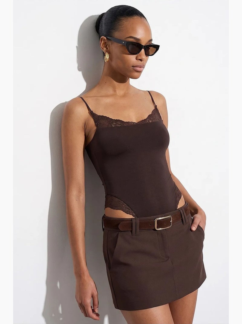 Body-blusa slim fit senza maniche in pizzo dilvin Marrone cioccolato - Kiabi