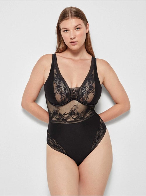 Body con ferretto e coppe in schiuma ultraleggera - Kiabi Body con ferretto e coppe in schiuma ultraleggera - Kiabi