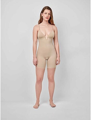 Body con pantaloni e scollatura estrema