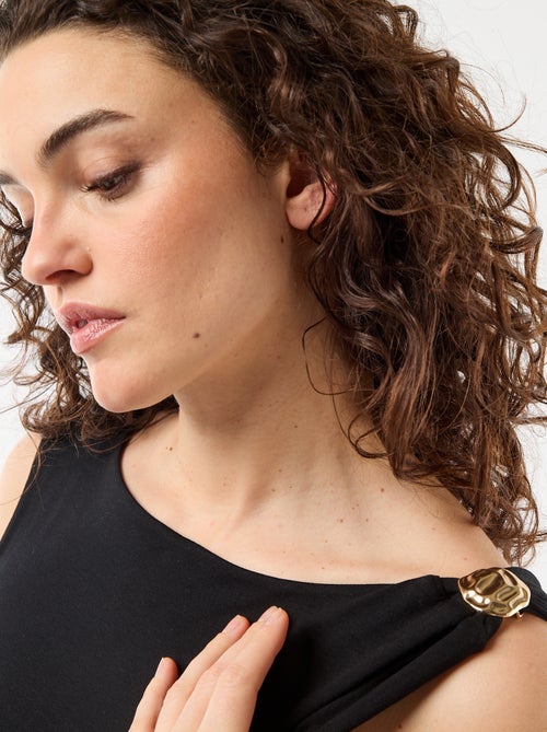 Body con scollatura profonda sulla schiena e gioiello dorato - Kiabi