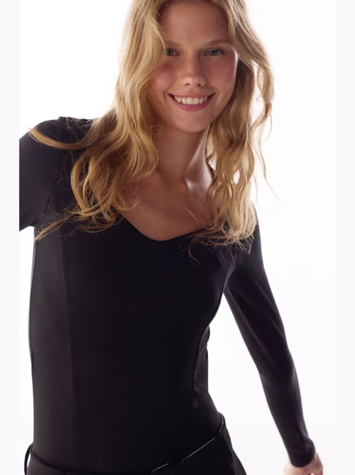 Body con scollo a cuore e maniche lunghe penti - Kiabi Body con scollo a cuore e maniche lunghe penti - Kiabi