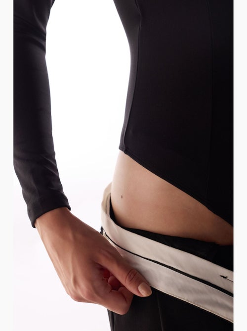 Body con scollo a cuore e maniche lunghe penti - Kiabi Body con scollo a cuore e maniche lunghe penti - Kiabi