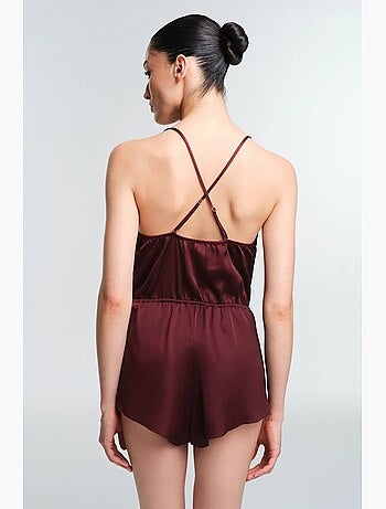 Body in pizzo obsidia penti