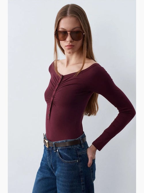 Body scollo barca aderente dilvin - Kiabi Body scollo barca aderente dilvin - Kiabi