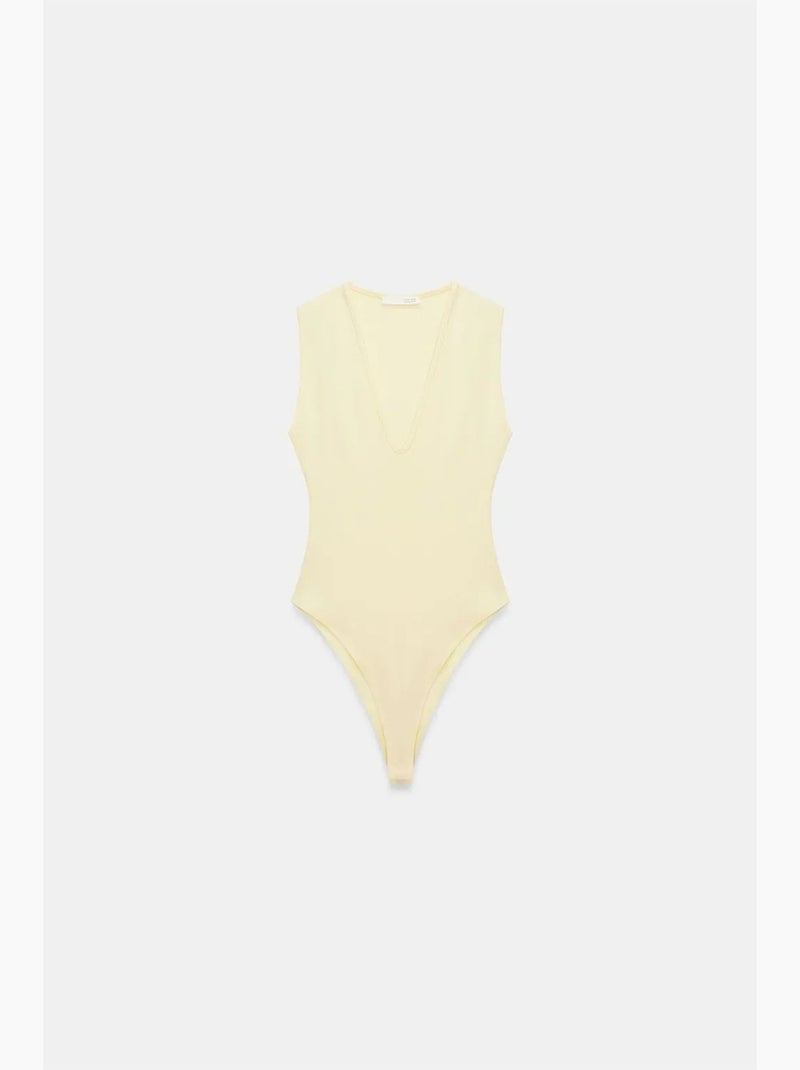 Body senza maniche scollo a u aderente dilvin Crema - Kiabi