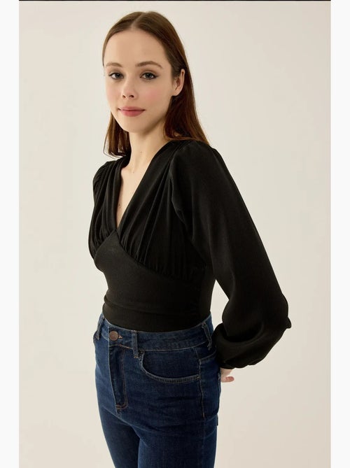 Body slim fit con scollo a v e maniche a palloncino hiccup - Kiabi Body slim fit con scollo a v e maniche a palloncino hiccup - Kiabi