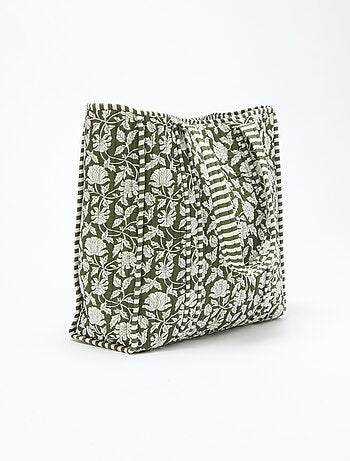 Borsa shopper trapuntata con motivo indiano