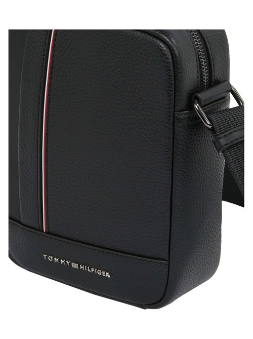 Borsello Uomo Tommy Hilfiger per un look casual e alla moda - Kiabi