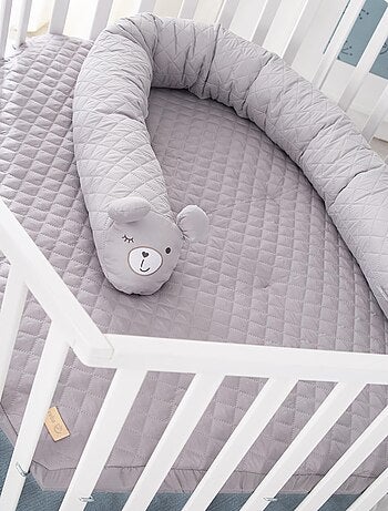 Box per bambini esagonale mobile in legno con tappeto impermeabile e cuscino paracolpi – Roba Style
