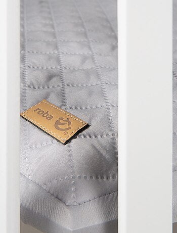 Box per bambini rettangolare in legno con tappeto impermeabile + ruote – "Roba Style