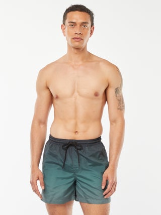 Boxer mare tie and dye