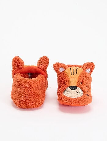 Calde pantofole con design animale