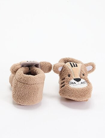 Calde pantofole con design animale