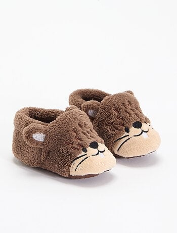 Calde pantofole con design animale