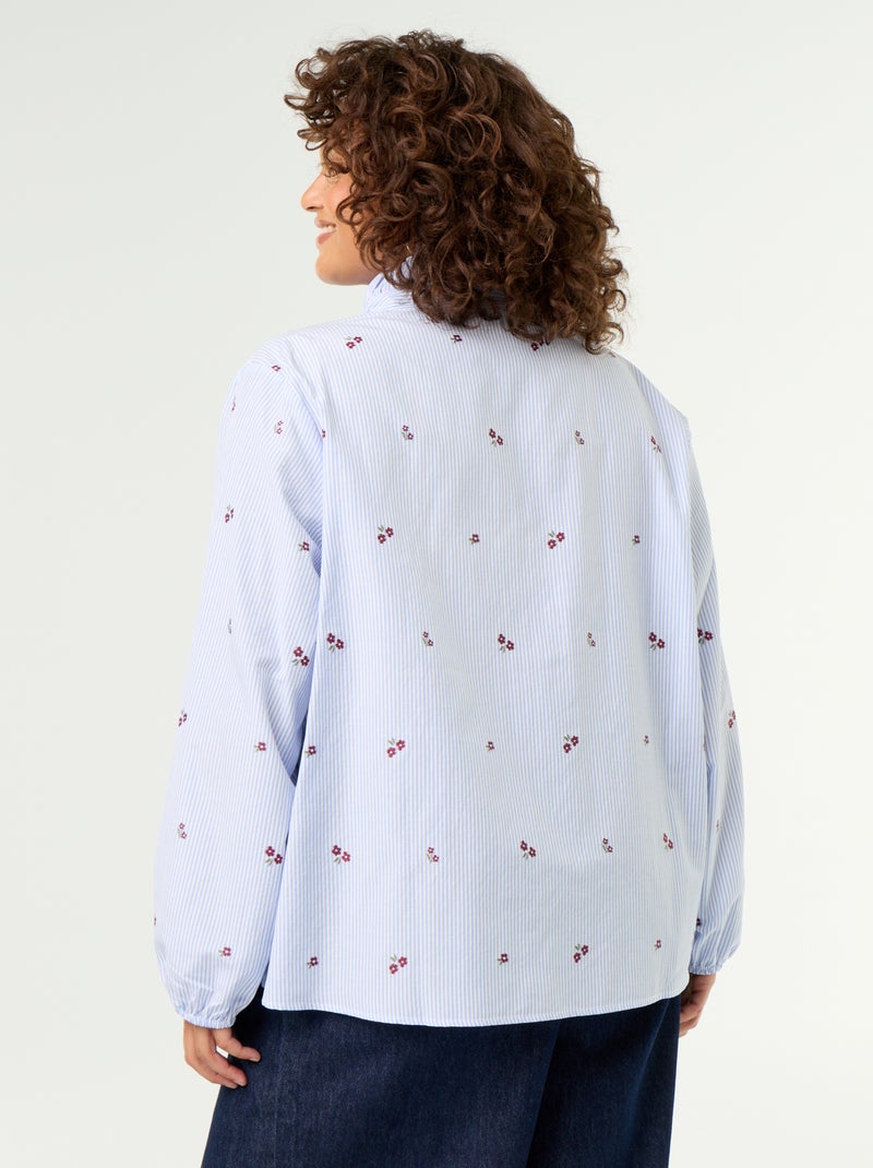 Camicetta a fiori ricamati con collo alto Blu - Kiabi