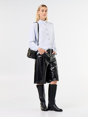Camicia a collo alto e inserti sulle spalle