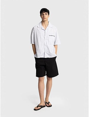 Camicia a maniche corte a righe sottili giesto